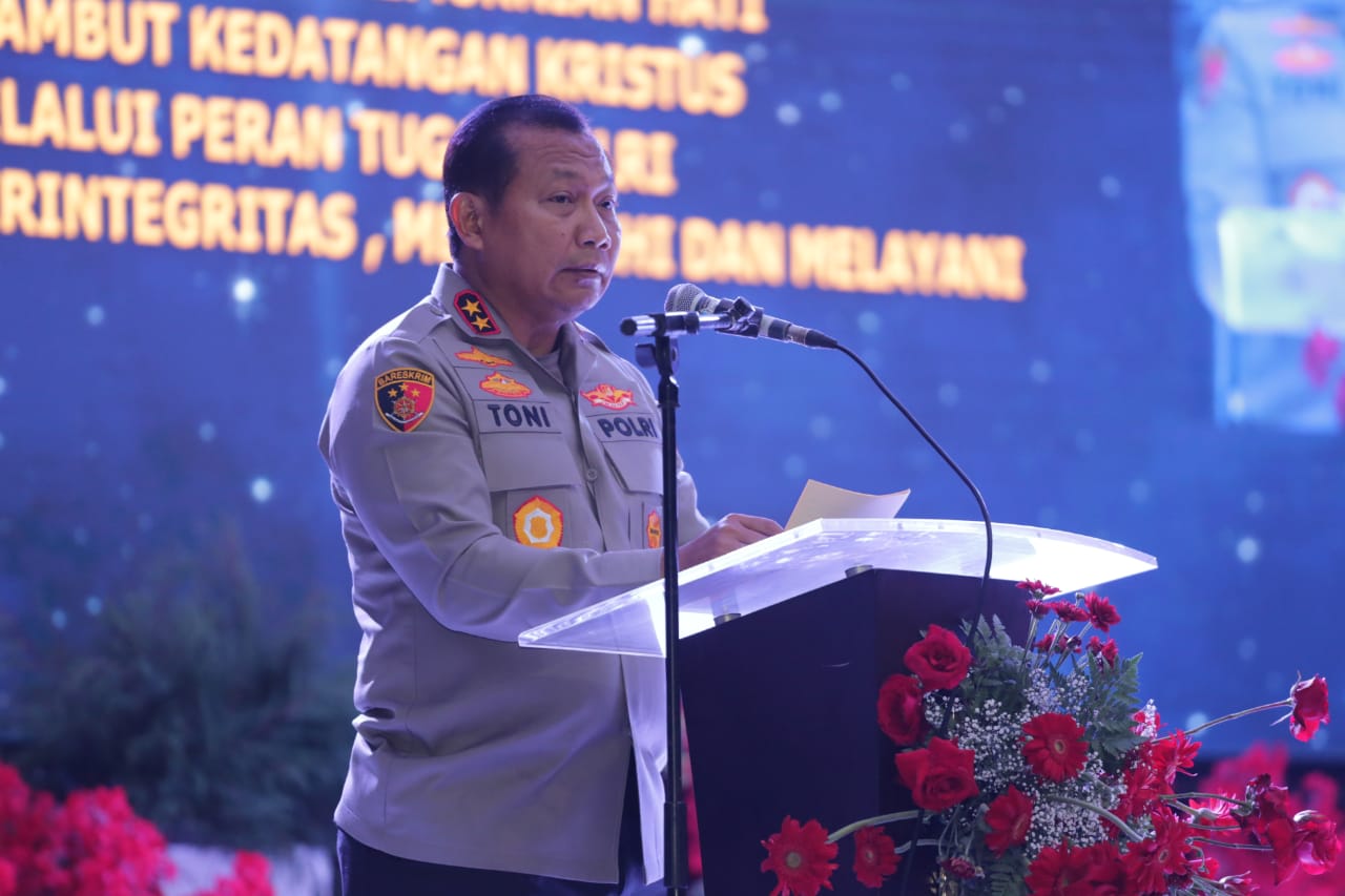 Kapolda Jatim Hadiri Perayaan Natal Anggota Polda Jawa Timur