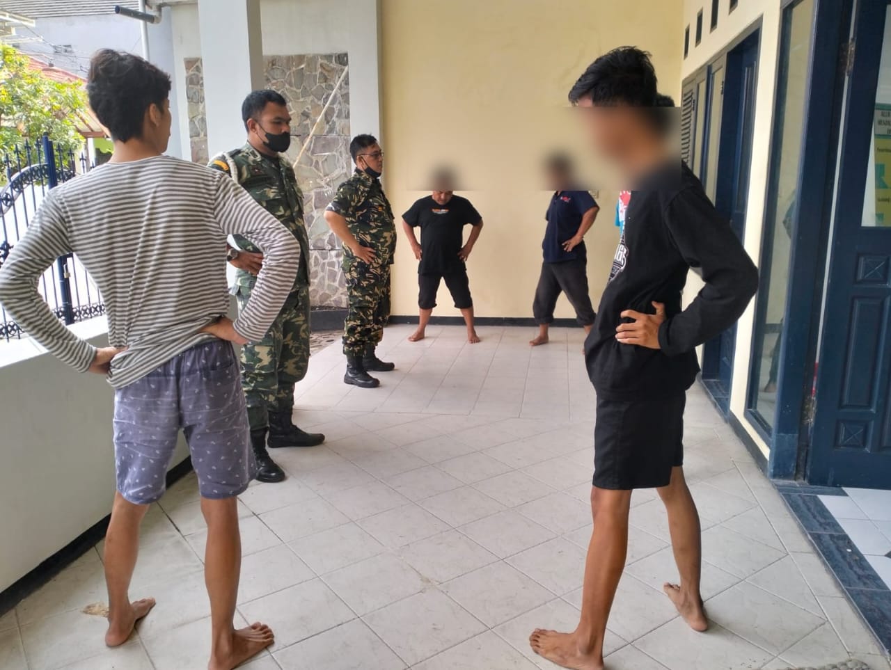 Resimen Yudha Putra Wonocolo Berikan Pelatihan Binsik Untuk Para Pecandu Narkoba.