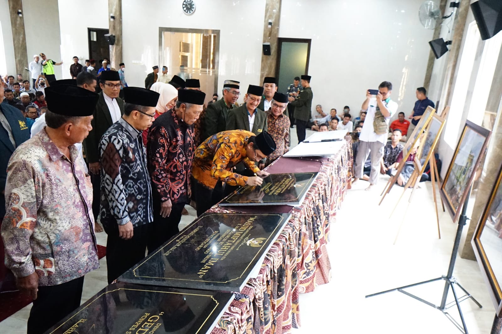 Bupati Sidoarjo Resmikan Aula Al - Barokah di Ponpes LDII