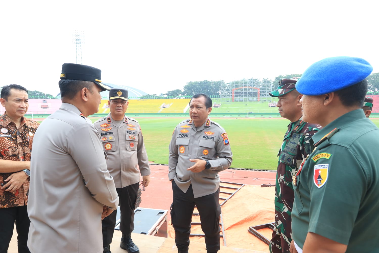 Kapolda Jatim Cek Lokasi Puncak Harlah Satu Abad NU di Gor Delta Sidoarjo