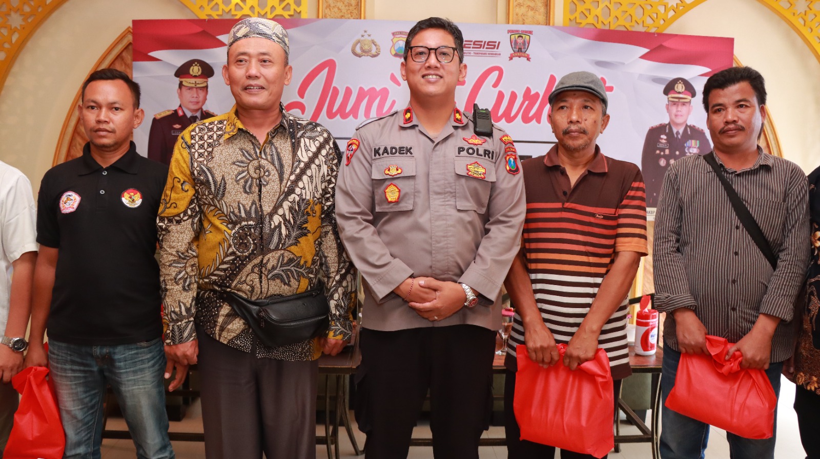 Jumat Curhat, Polres Gresik Tindak Lanjuti Keluhan Minyak Goreng Murah