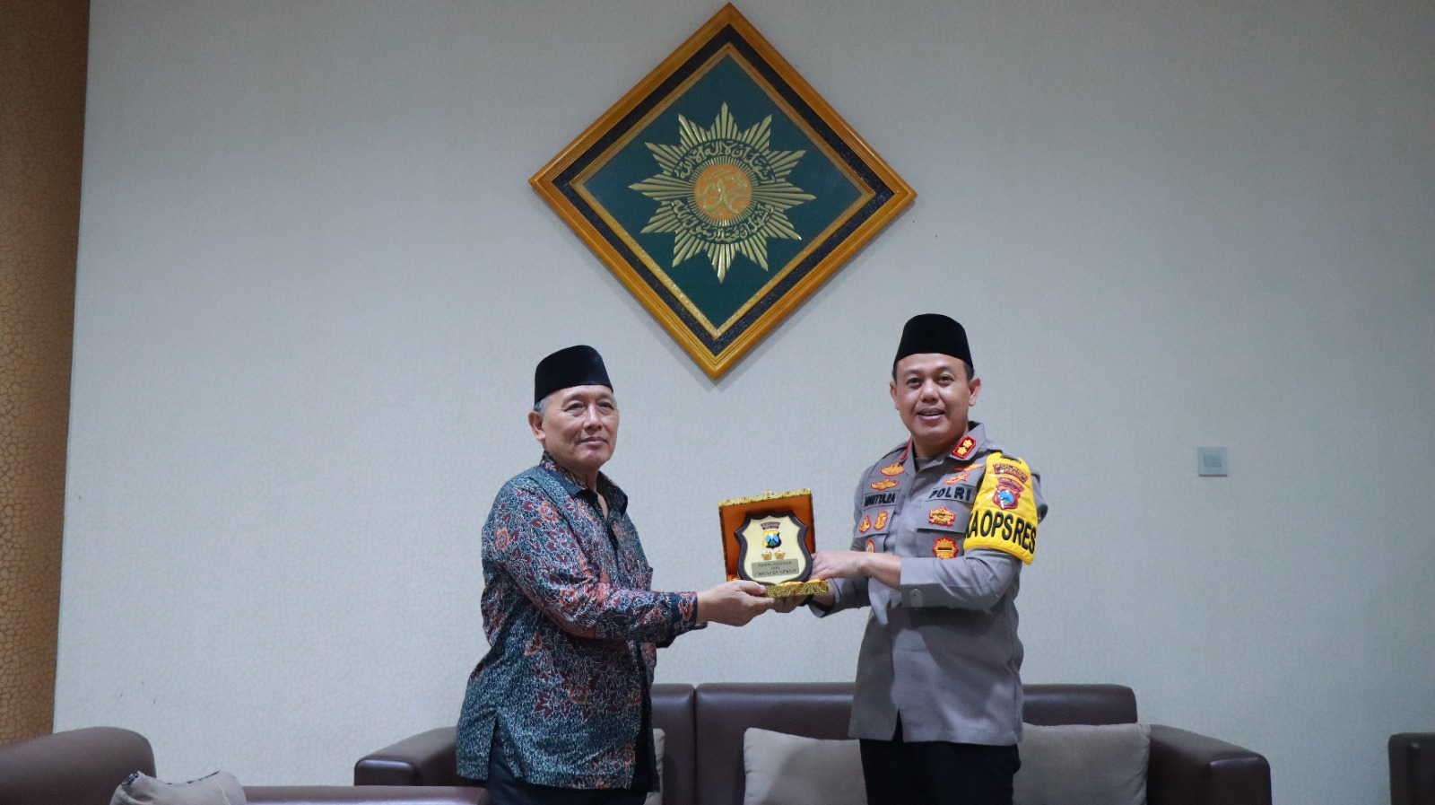 Kapolres Gresik Jalin Silaturahmi dengan PD Muhammadiyah