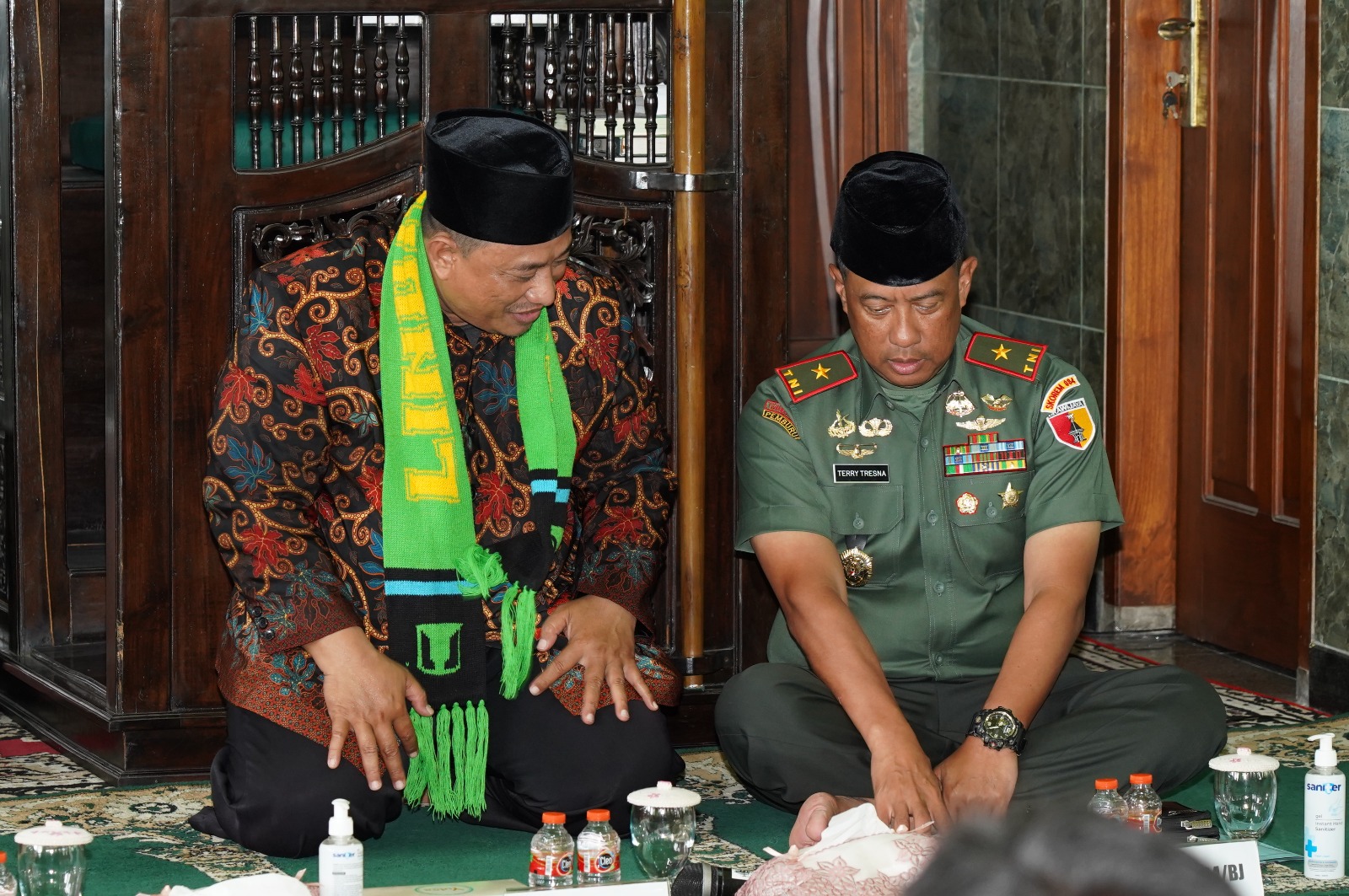 Shalat Membentuk Karakter Patriot NKRI Yang Tangguh