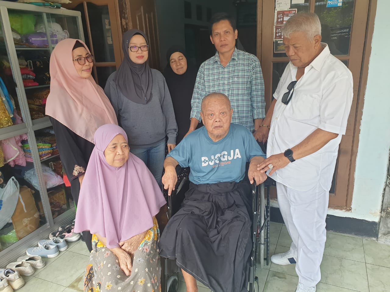 Rachmat Hidayat Targetkan Bulan Maret Bisa Menyumbang 100 Kursi Roda untuk Penyandang Disabilitas di Pulau Lombok
