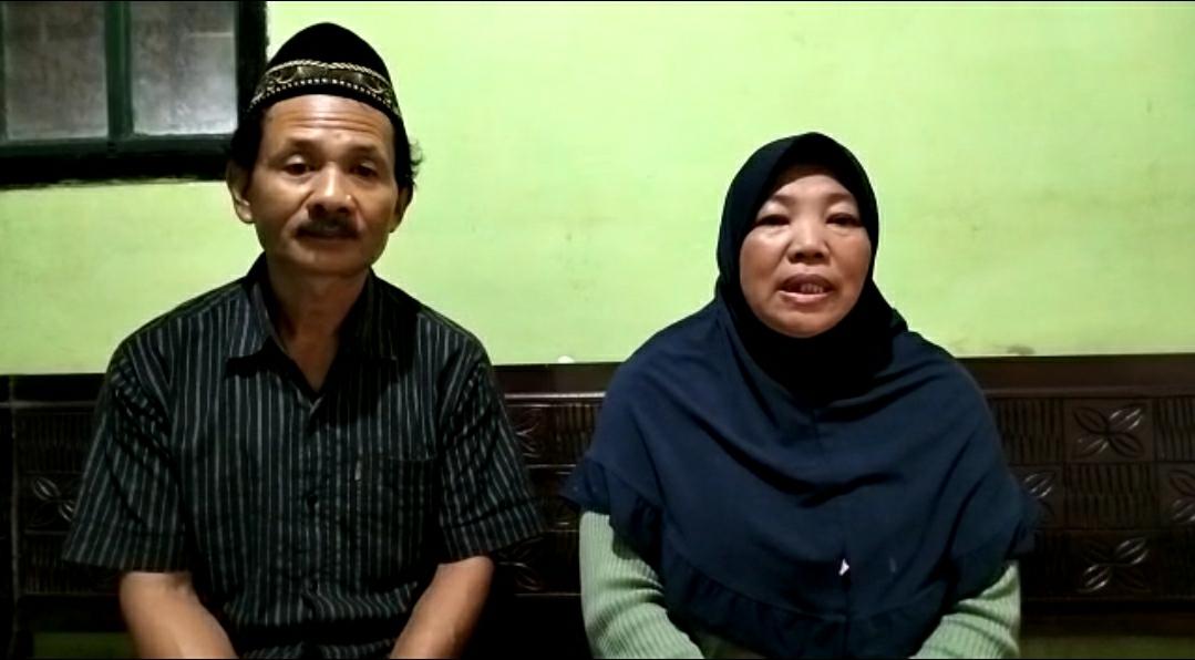 Keluarga Korban Kanjuruhan "Ibu Kundari"-Percayakan Hukum di Persidangan