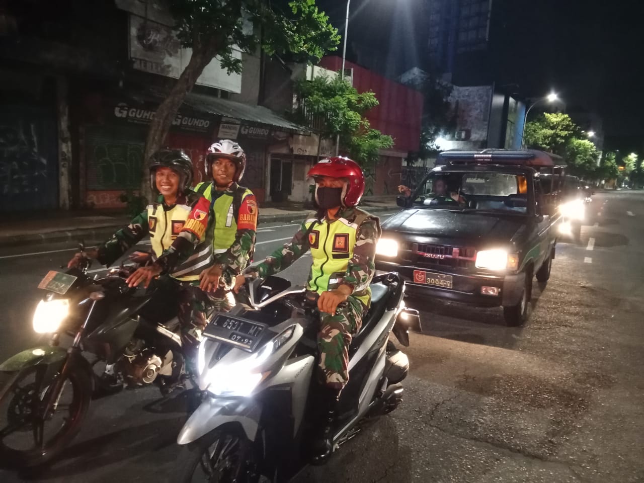 Ciptakan Suasana Aman Selama Bulan Ramadhan, Sinergitas TNI Polri Gelar Patroli Skala Besar