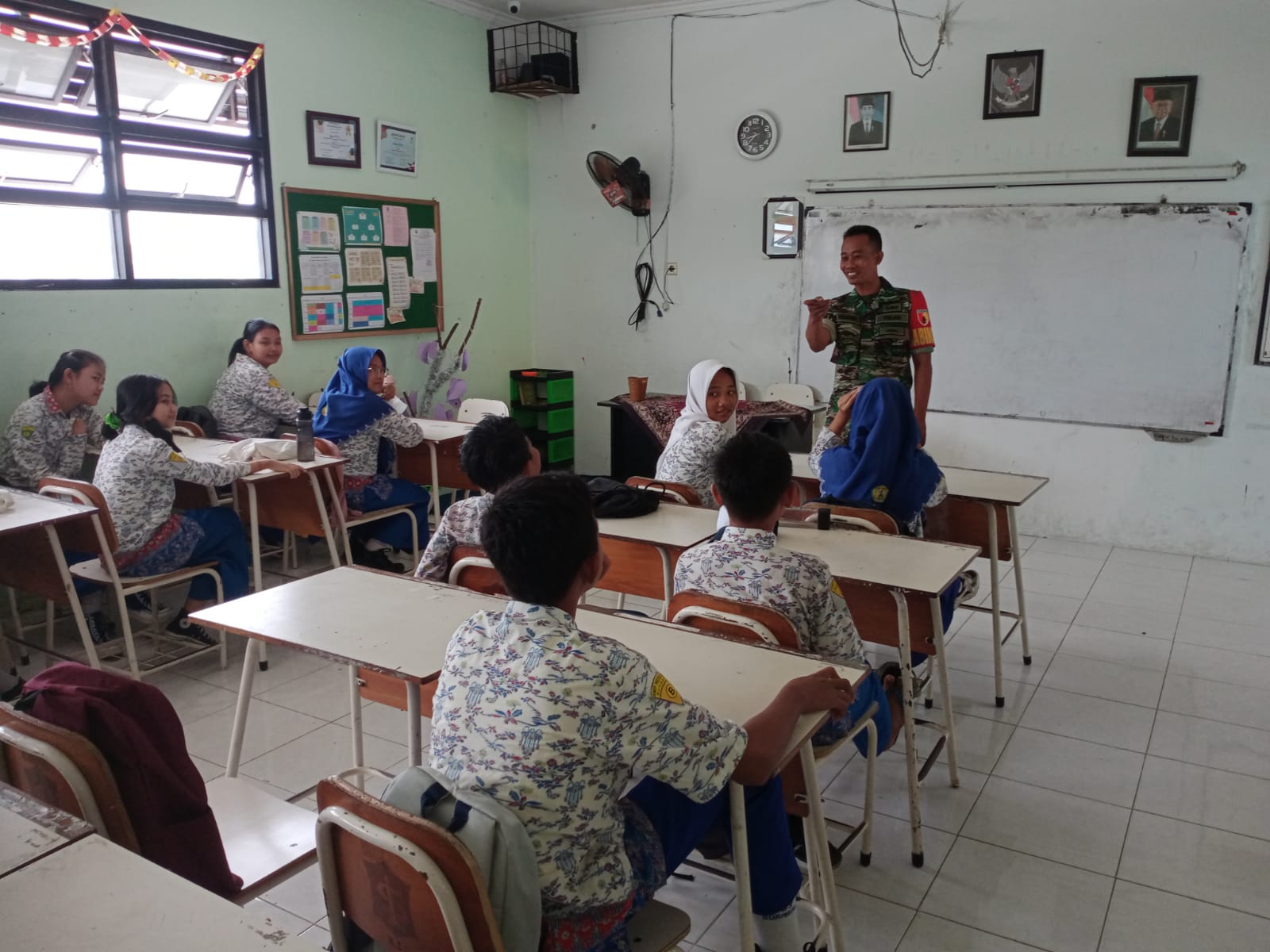 Babisa Berikan Wawasan Kebangsaan di SMPN 53 Surabaya