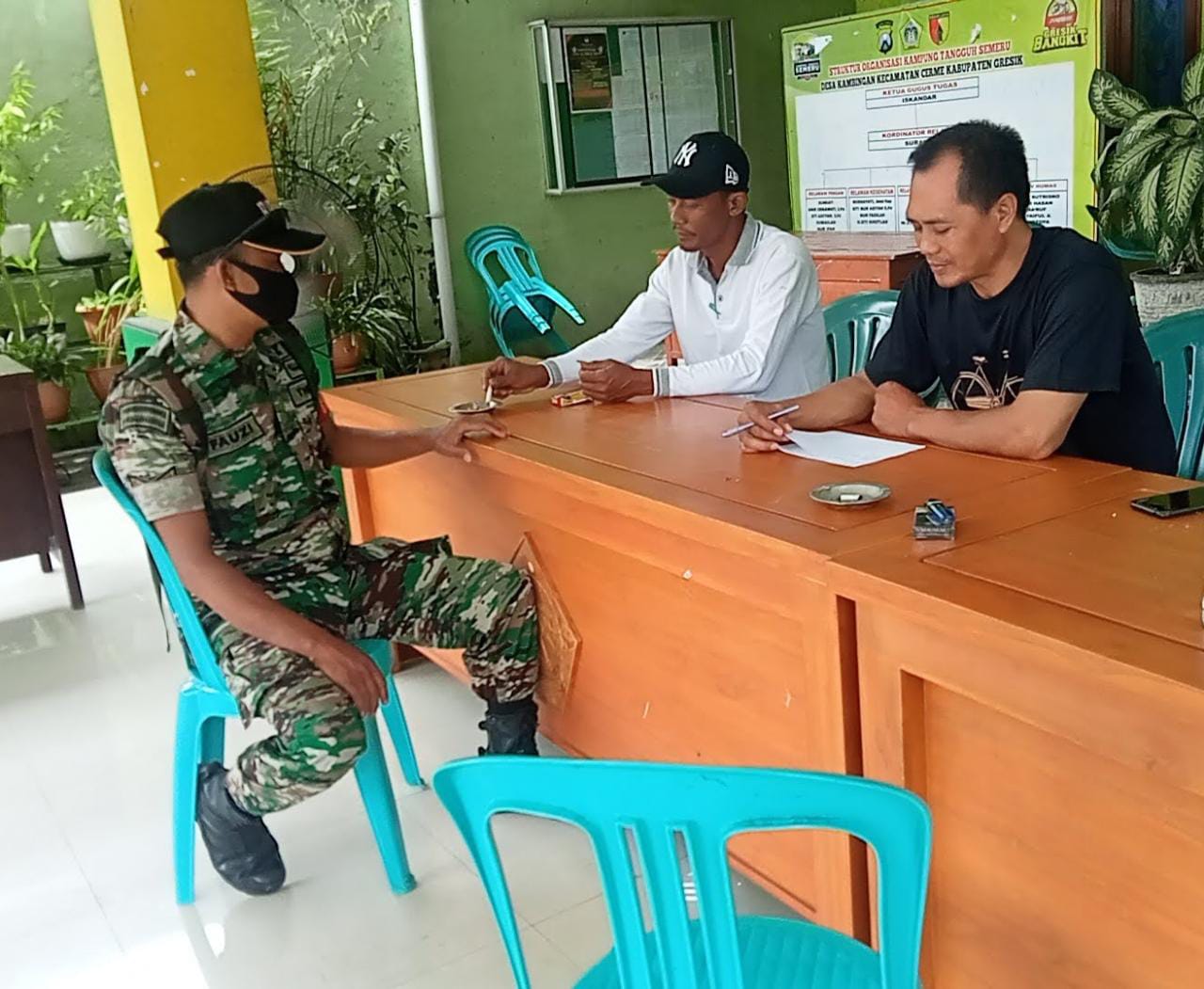 Jalin Silaturahmi, Komsos Babinsa Tingkatkan Kerjasama dengan Aparatur Kewilayahan