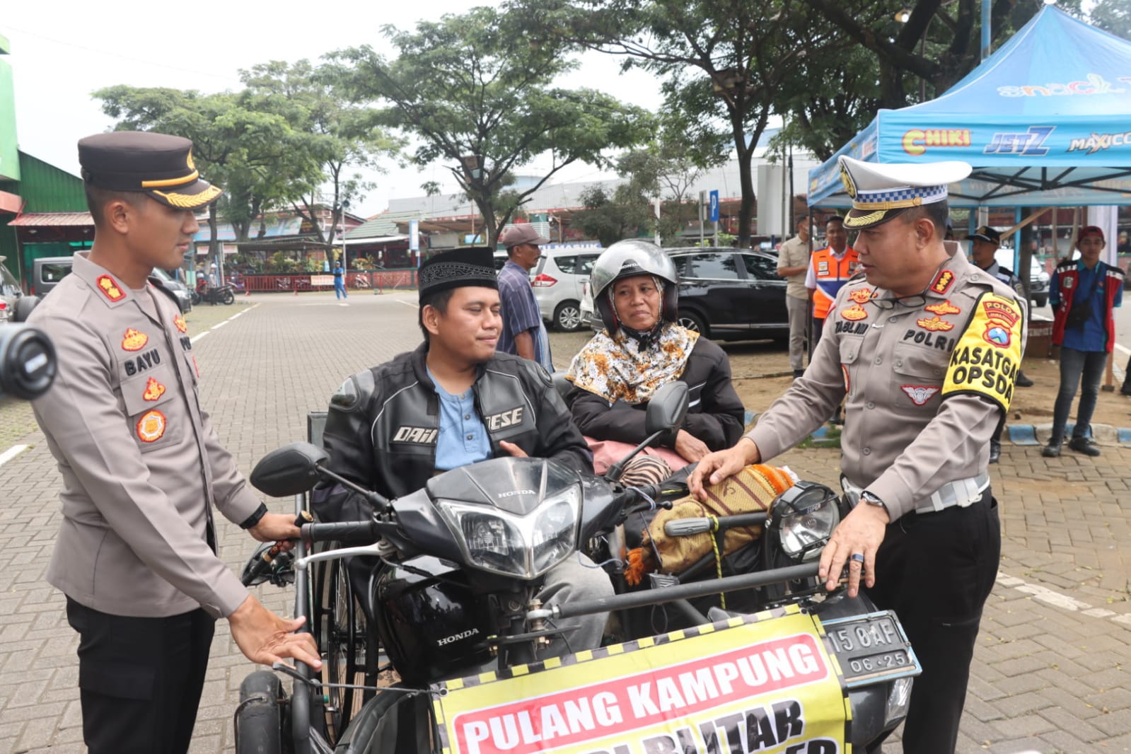 Penyandang Disabilitas Terima Tali Asih di Posyan Polres Pasuruan