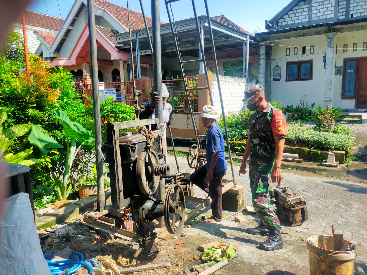 Komsos Babinsa Bungah, Bangkitkan Semangat Usaha Sumur Bor Warga Binaan