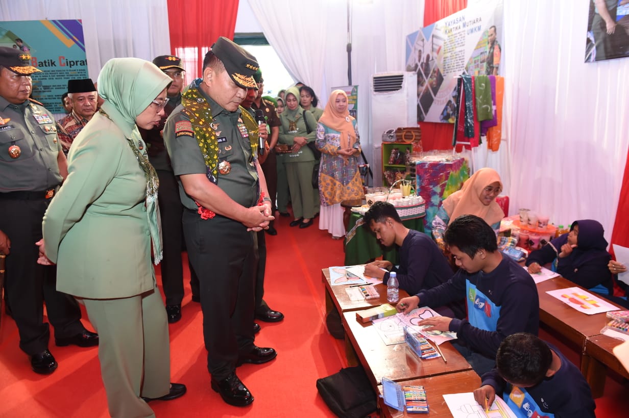 Kasad Apresiasi Babinsa Pakisaji Yang Bentuk Yayasan Bagi Penyandang Disabilitas