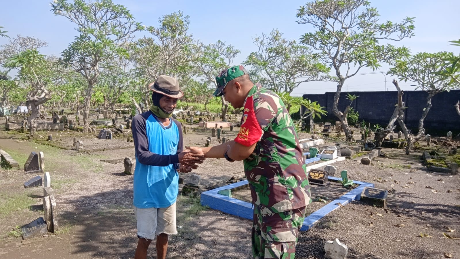 Gelar Silaturahmi, Danramil Tandes Ajak Perguruan Pencak Silat Jaga Kondusifitas