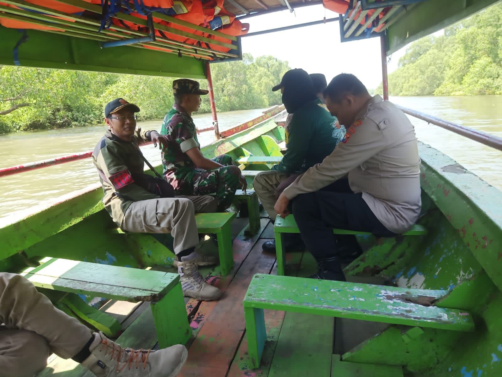 Petugas Gabungan Patroli Kawasan Hutan Mangrove Sukolilo