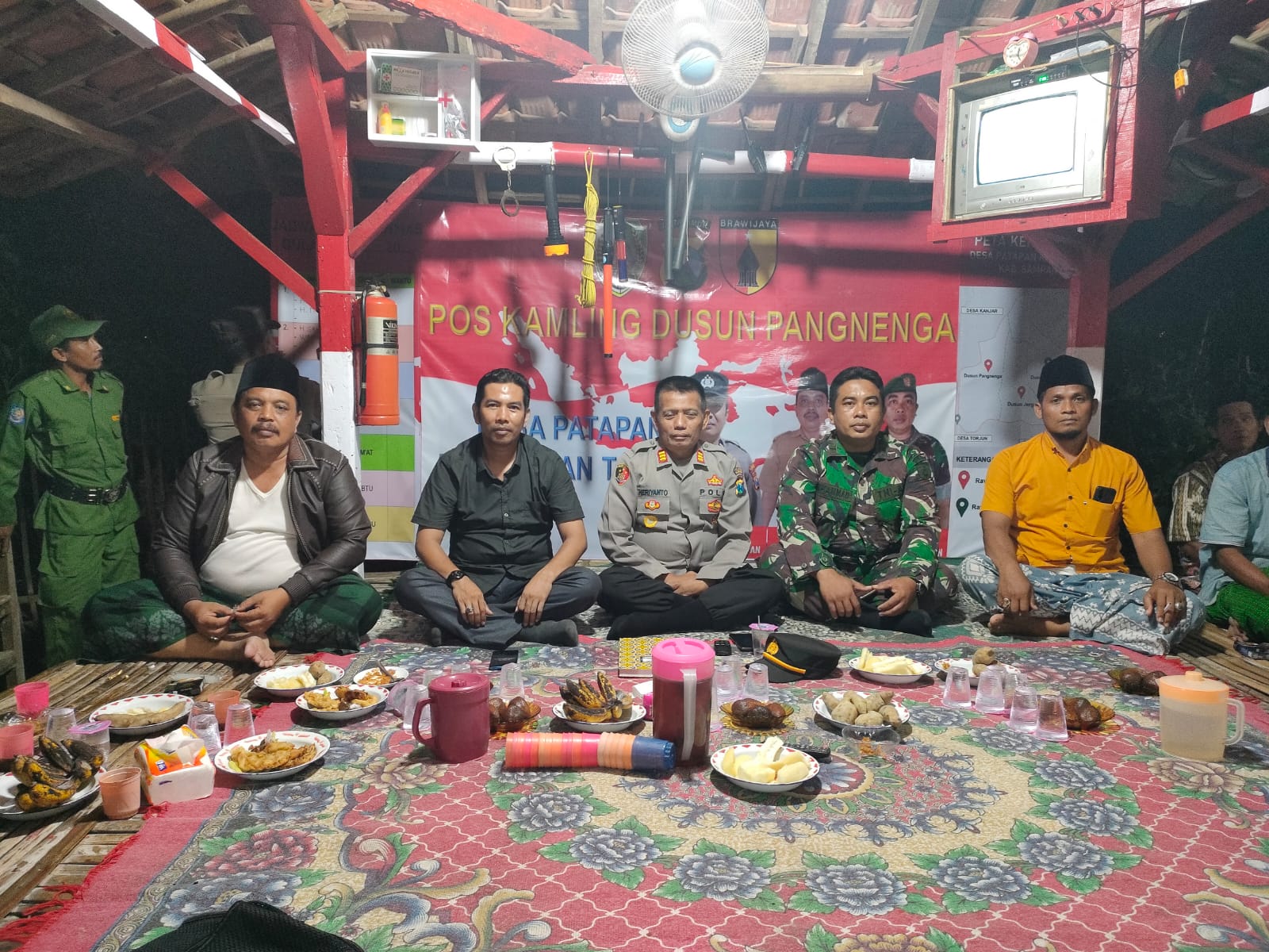 Babinsa Torjun Bersama Polsek Torjun Ikuti Penilaian Poskamling Dalam Rangka HUT POLRI