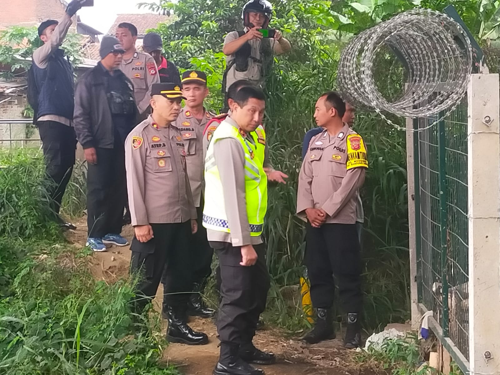 Masyarakat Berperan Aktif Jaga Keselamatan Di Sekitar Jalur KCJB, Itu Himbauan Wakapolda Jabar