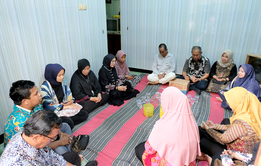 Korban Pembunuhan di Kedung Cowek Dapat Perhatian Khusus,Istri Walikota Takziah ke Rumah Duka