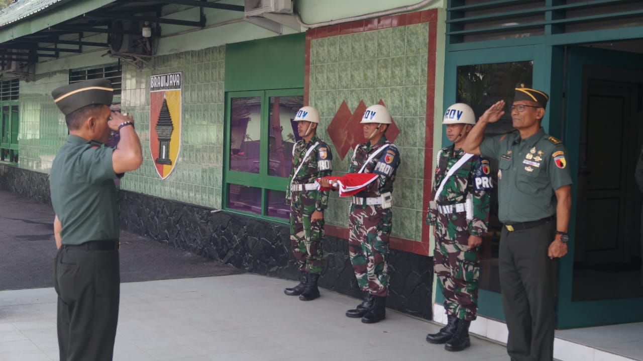 Kodim Surabaya Utara Hormati dan Kenang Jasa Pahlawan Melalui Upacara Bendera