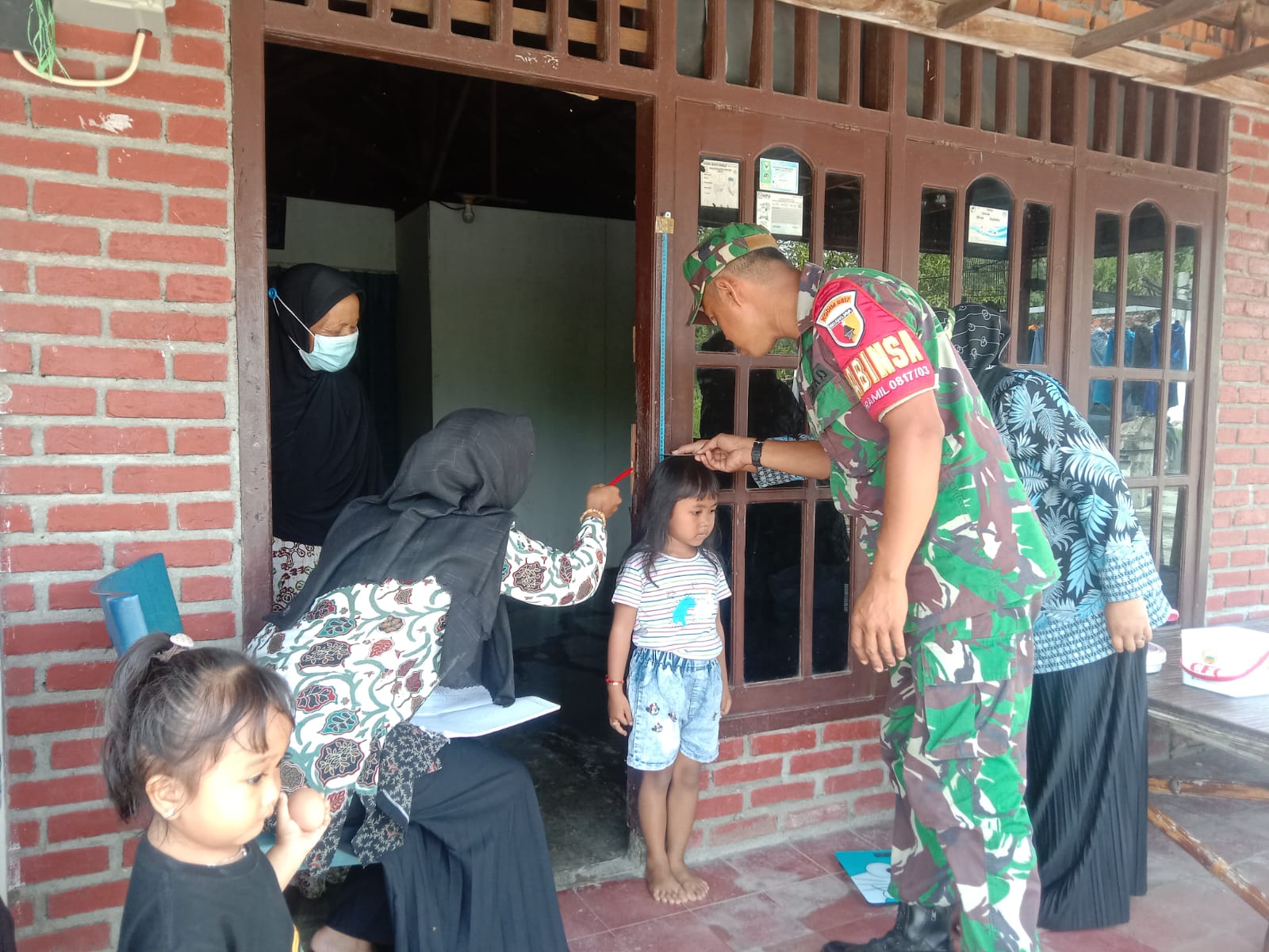 Penanganan Percepatan Cegah Stunting di Wilayah, Babinsa Sertu Harmawan Menghimbau Perlunya Kerjasama Masyarakat