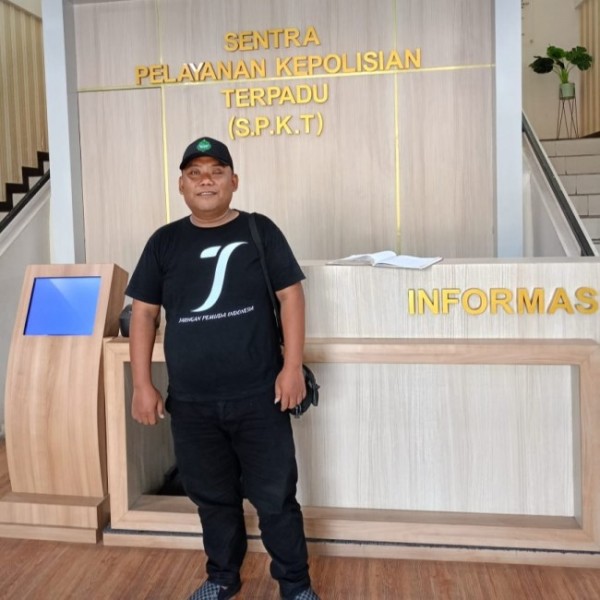 Laporkan Pengancam Presiden "JOKOWI", Ketua Umum Jaringan Pemuda Indonesia Berangkat Ke Polda Jatim