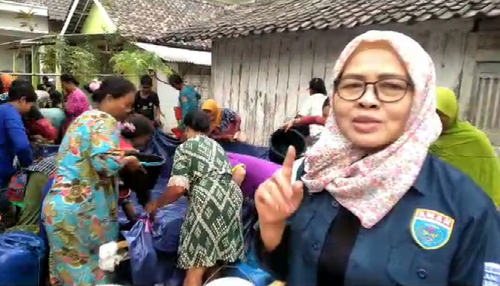 Aliansi Madura Nasional  Bojonegoro Kembali Sedekah Air Bersih ke Warga
