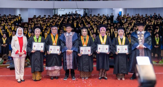384 Mahasiswa RPL Desa Kabupaten Bojonegoro S1 UNY Diwisuda