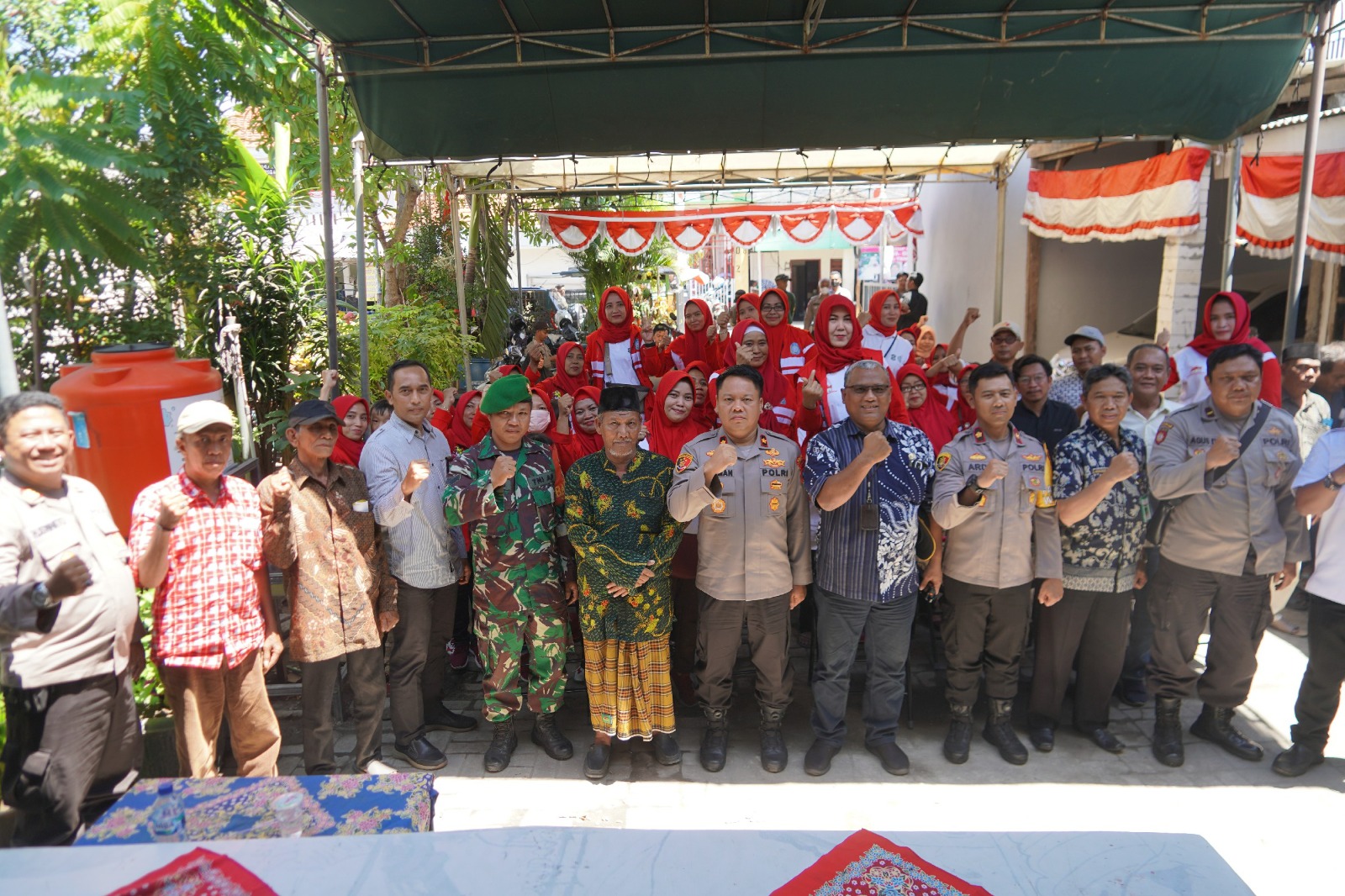 Polres Tanjung Perak Helat Jumat Curhat, Warga Bulak Banteng Apresiasi Peran Bhabinkamtibmas dan Polisi RW