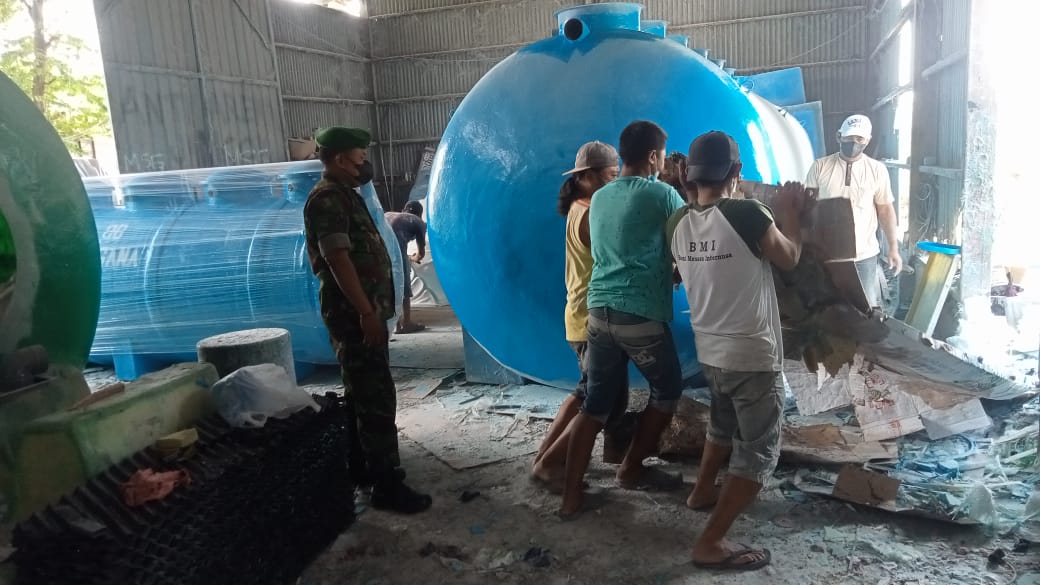 Kunjungan Babinsa Cerme ke Tempat Usaha Pengolahan Limbah Plastik di Wilayahnya