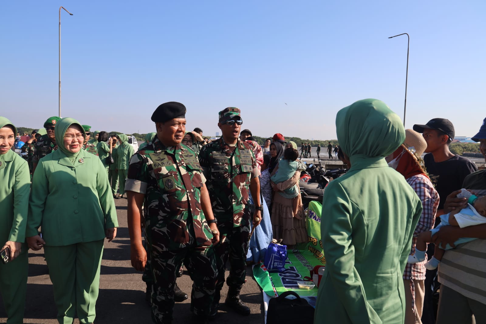 Dangartap III/Surabaya Berangkatkan Pasukan Sriti ke Perbatasan Indonesia-Malaysia