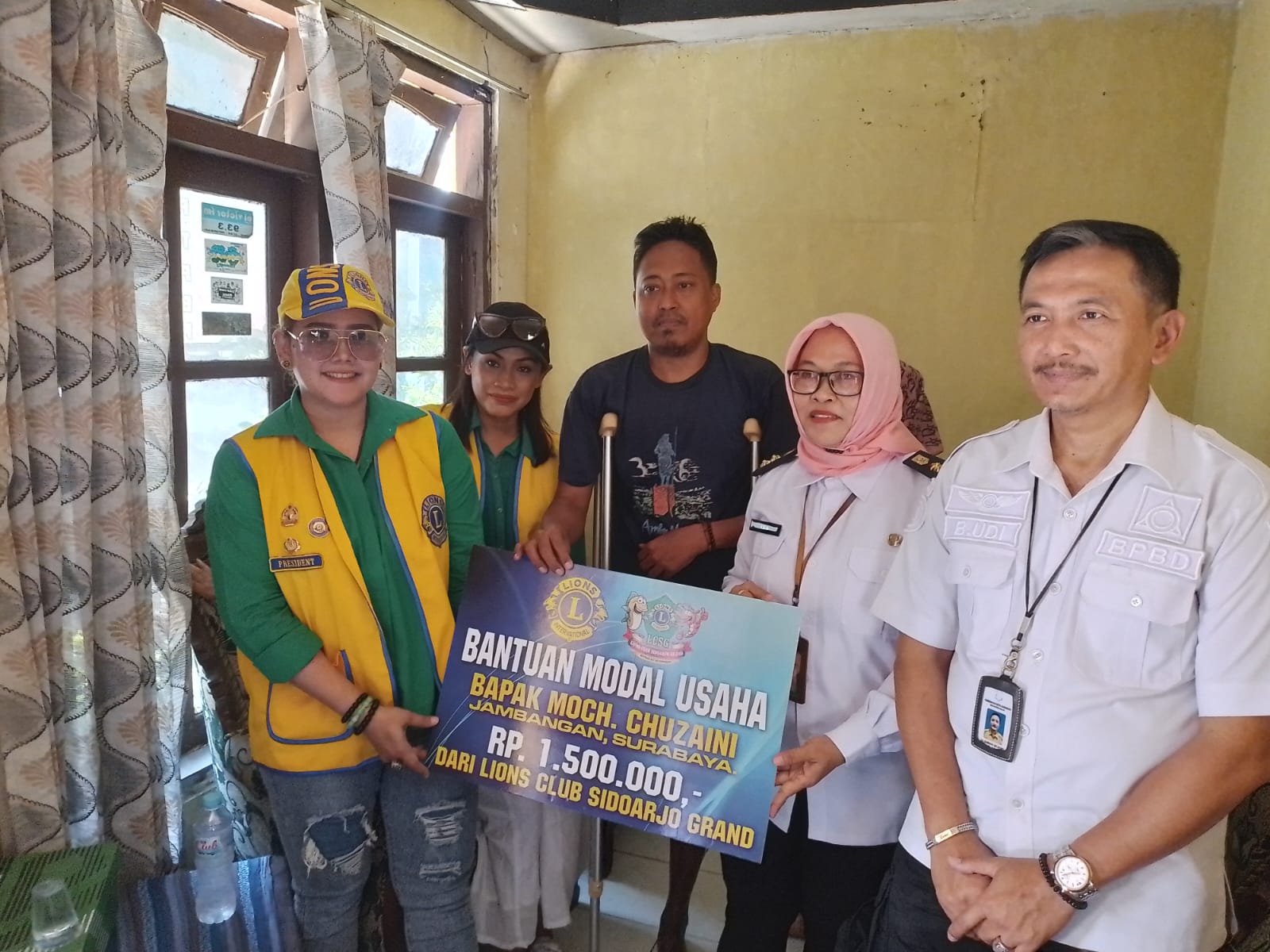 Peduli Kaum Lemah, Lions Club Sidoarjo Grand Berbagi Berkah Buat Warga