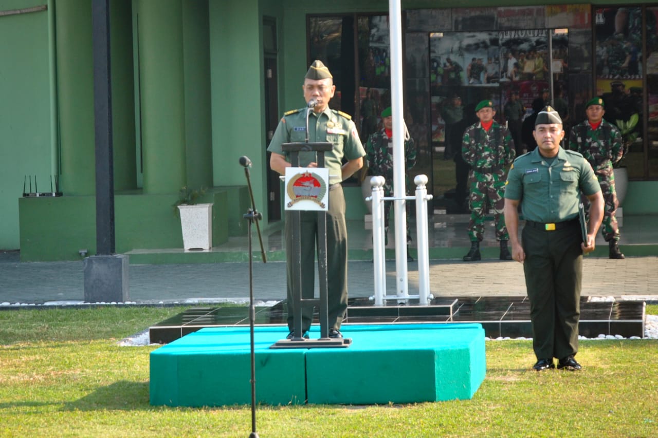 Kodim Gresik Selenggarakan Upacara Bendera, Irup Tekankan Kedisiplinan dalam Kedinasan Sehari-hari