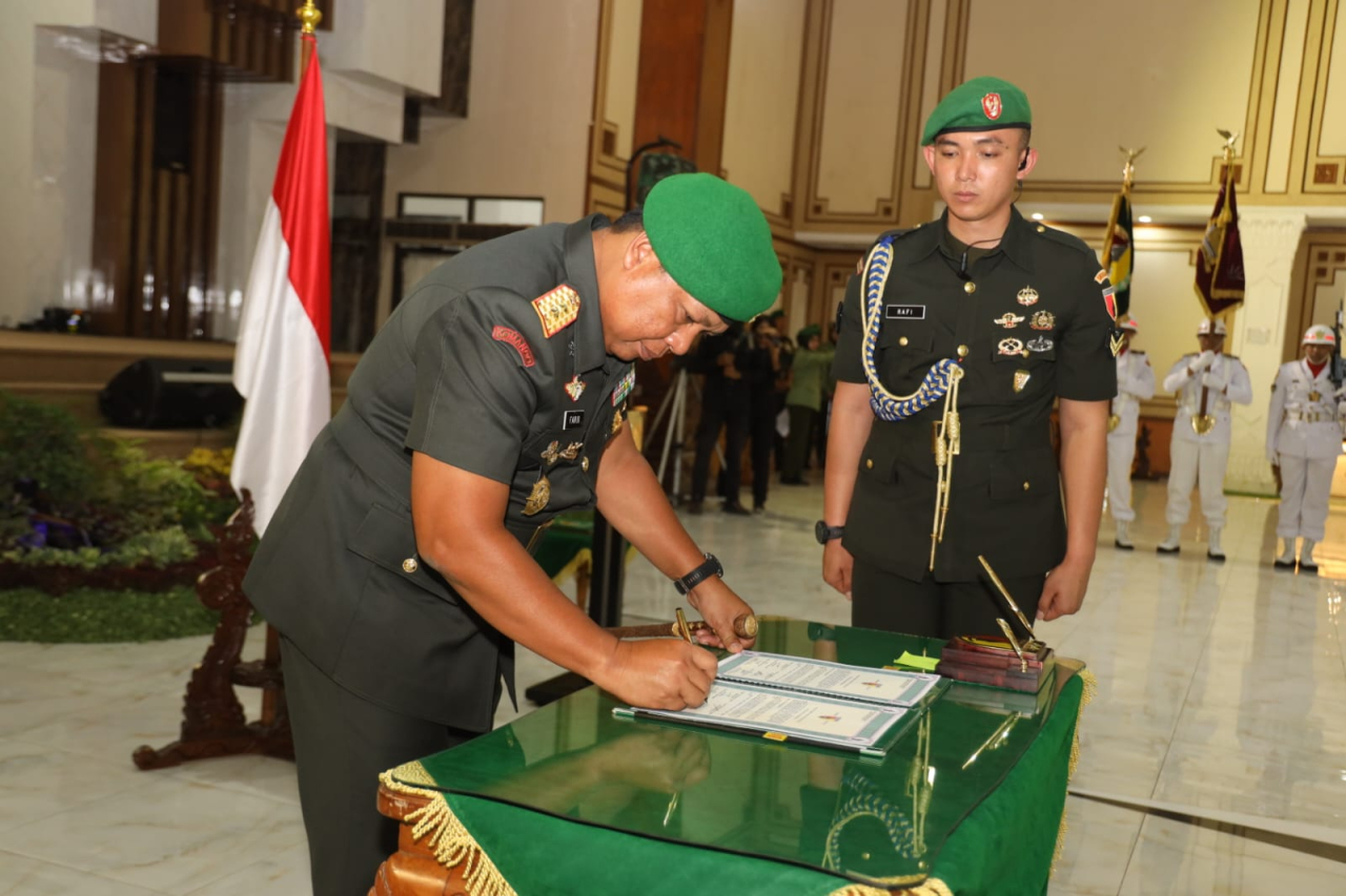 Danrem 082/CPYJ dan Aster Kasdam Brawijaya Resmi Berganti