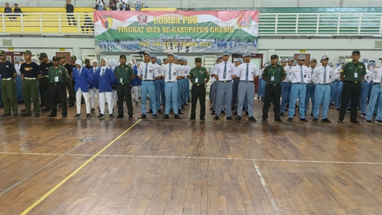 Kodim Gresik Selenggarakan Lomba PBB Tingkat SLTA se-Kabupaten Gresik, Semangat Peserta Guncang Seisi Gedung WEP