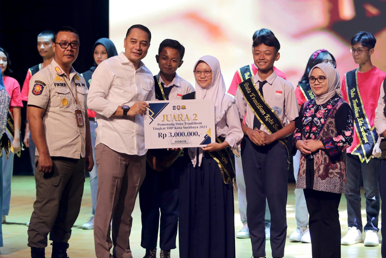 Awarding Duta Trantibum 2023, Wali Kota Eri Jadikan Mereka Agen Perubahan