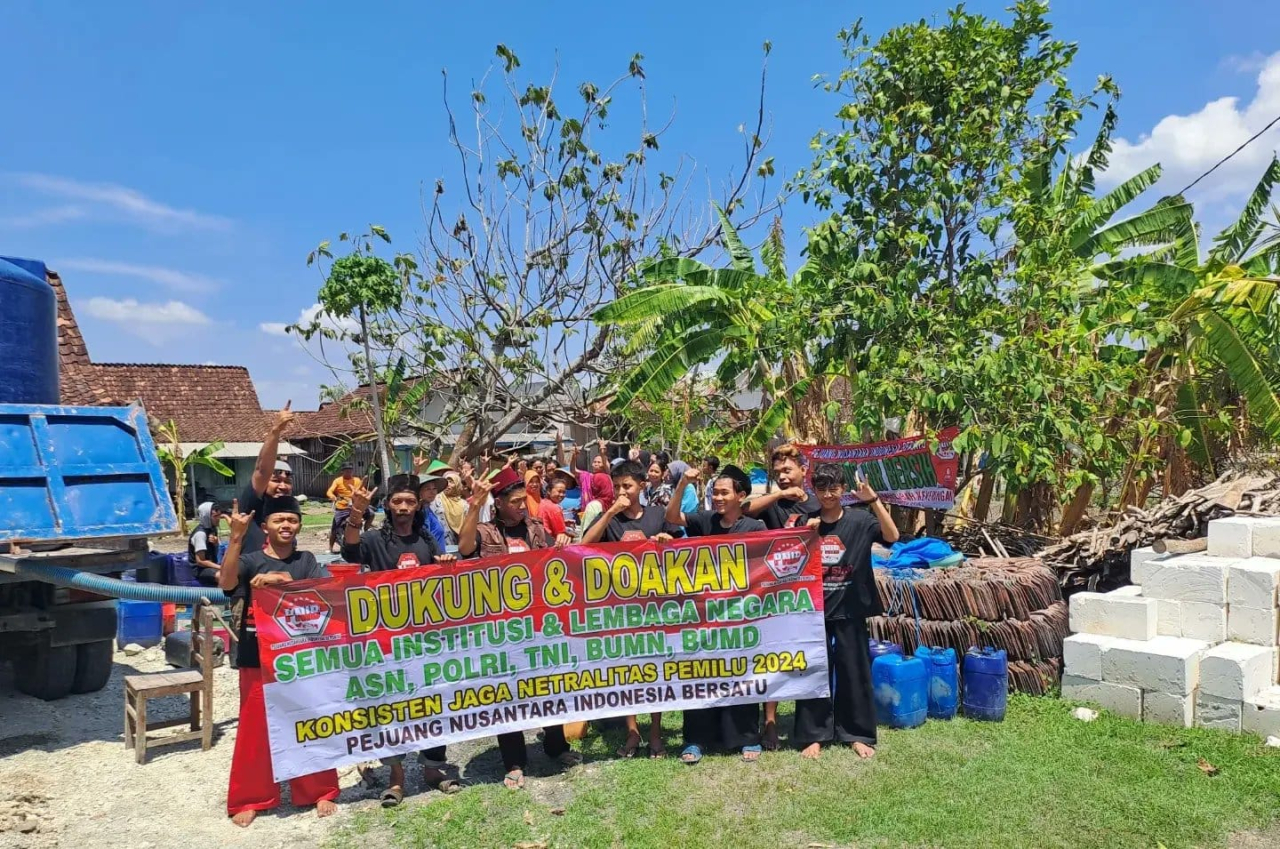 Bagikan Air Bersih di Bojonegoro, PNIB Singgung Manfaat Keberadaan Exxon & Perusahaan Multinasional Bagi Rakyat