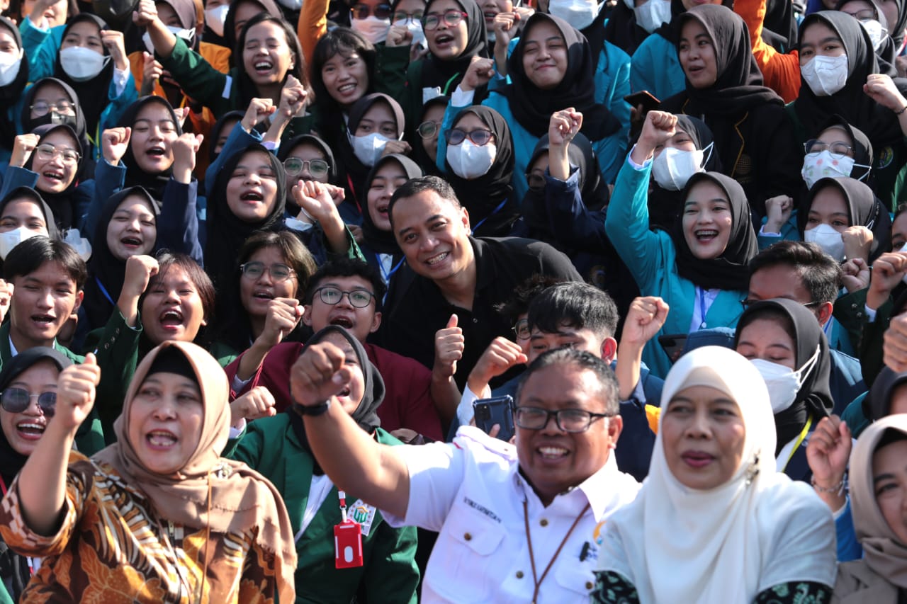 Ratusan Mahasiswa Bangga, Bisa Bantu Pelayanan Puspaga di Balai RW