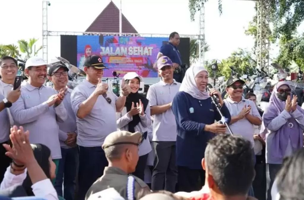 BUMD Jatim Support Jalan Sehat Peringati HUT Pemprov Jatim Ke 78 Di Situbondo