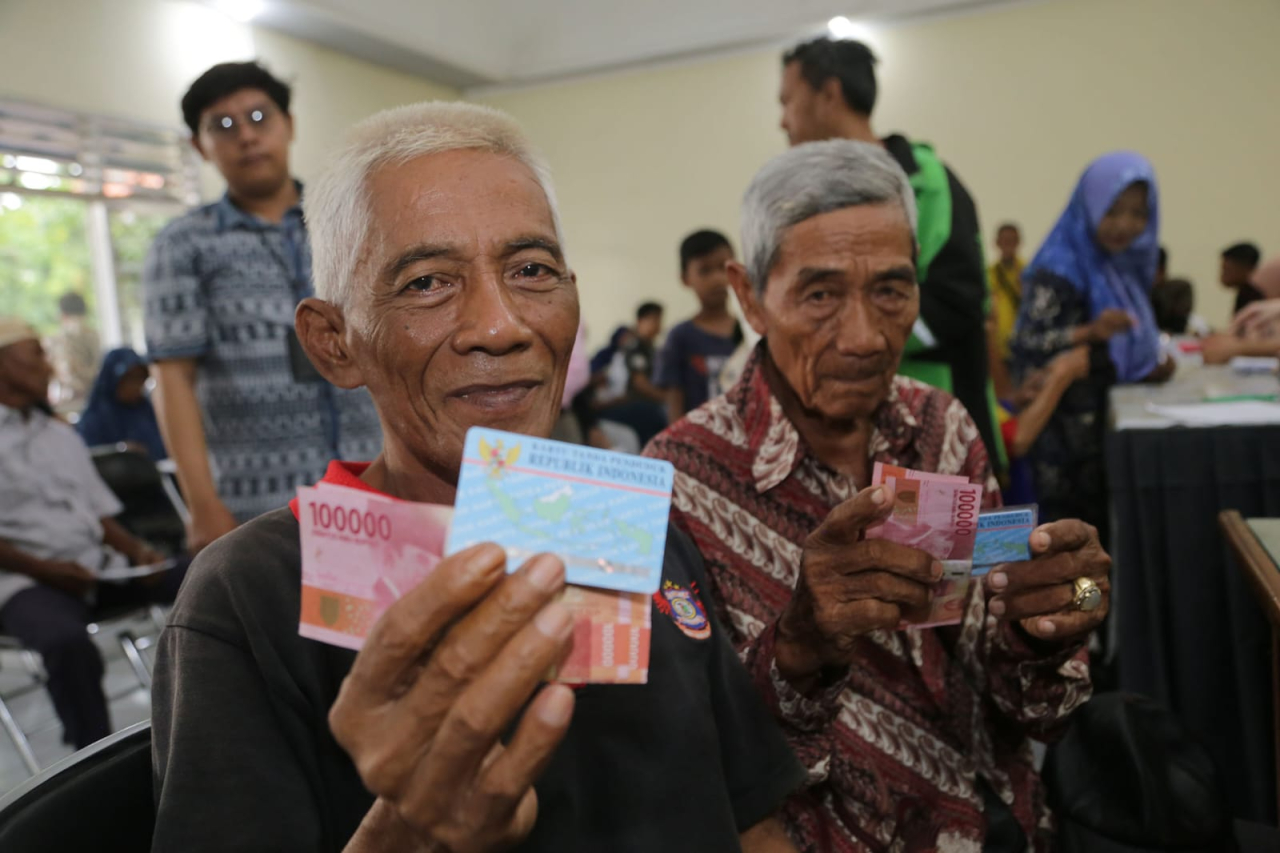 Program BLT Permakanan Sasar 8.310 Warga Surabaya