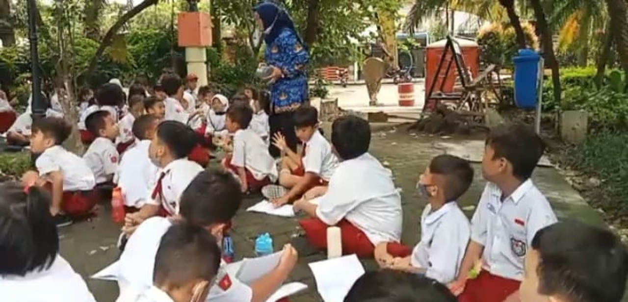 Tahun Ajaran 2023/2024, Siswa Gamis Kota Surabaya Akan Mendapatkan Seragam Baru