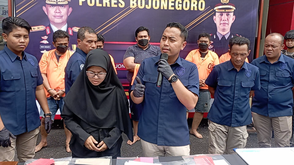 Lakukan Pemerasan, 5 Oknum Wartawan di Bojonegoro di tangkap Polisi