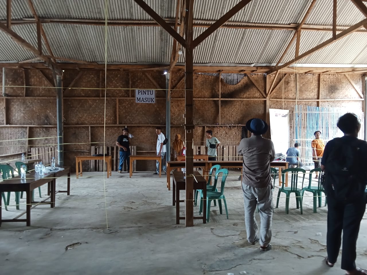 TPS 15 Dusun Ciguha Desa Pagadungan Kecamatan Tempuran, Siap Melaksanakan Pemungutan suara