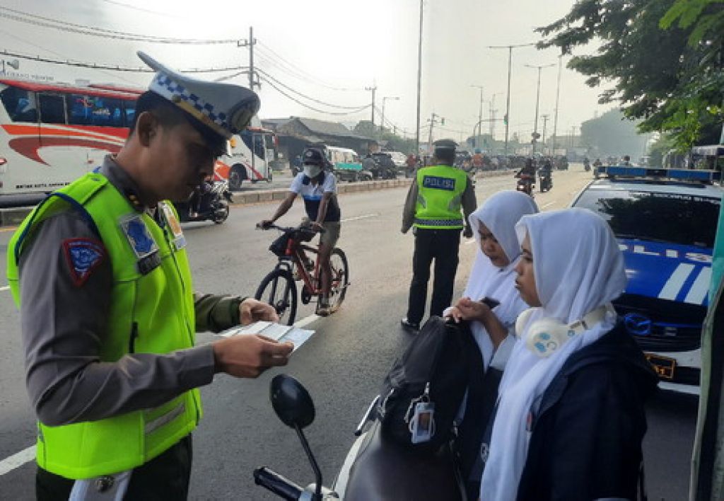 Samsat Krian Konsisten Berikan Pelayanan Prima
