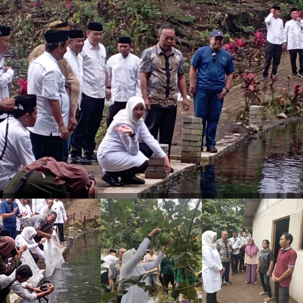 Perhutani Banyuwangi Barat Dampingi Bupati Dalam Program Bunga Desa