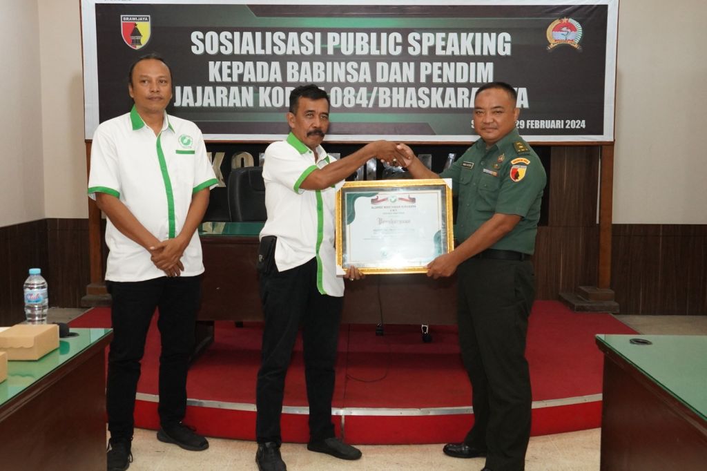 Dapat Pelajaran Bikin Konten Dari AWS, Para Babinsa Minta Tambah Pelatihan Khusus.