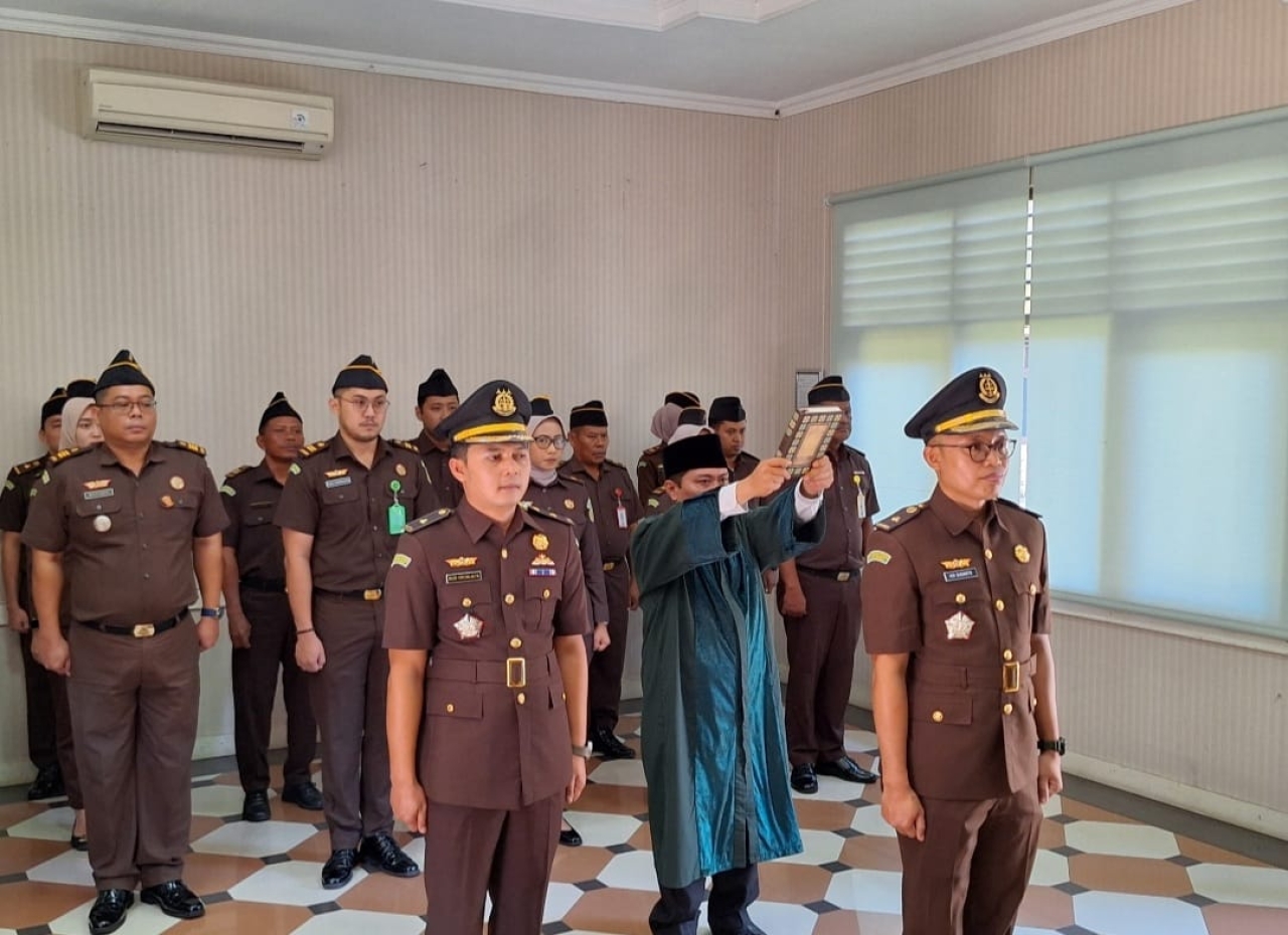 Akhmad Adi Sugiarto Resmi Jabat Kasi Intel Kejari Karawang