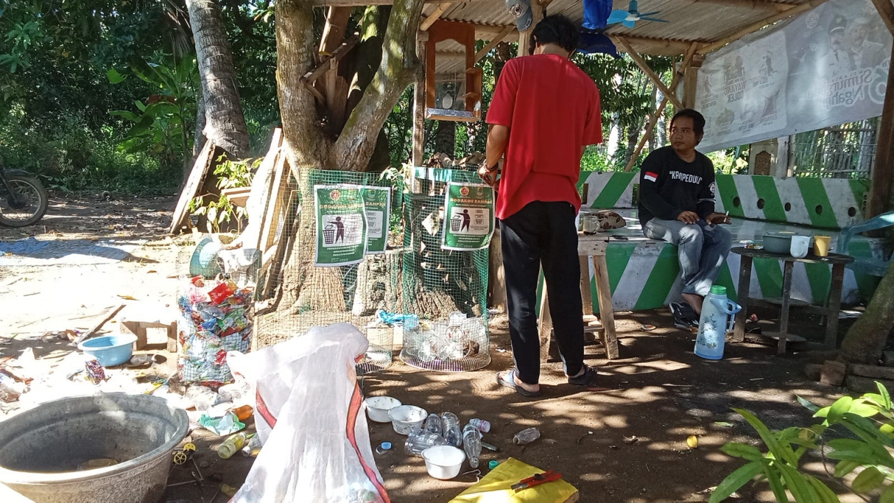 Melihat Aktifitas Karang Taruna Sumurgede, Sukseskan Program Sodaqoh Sampah