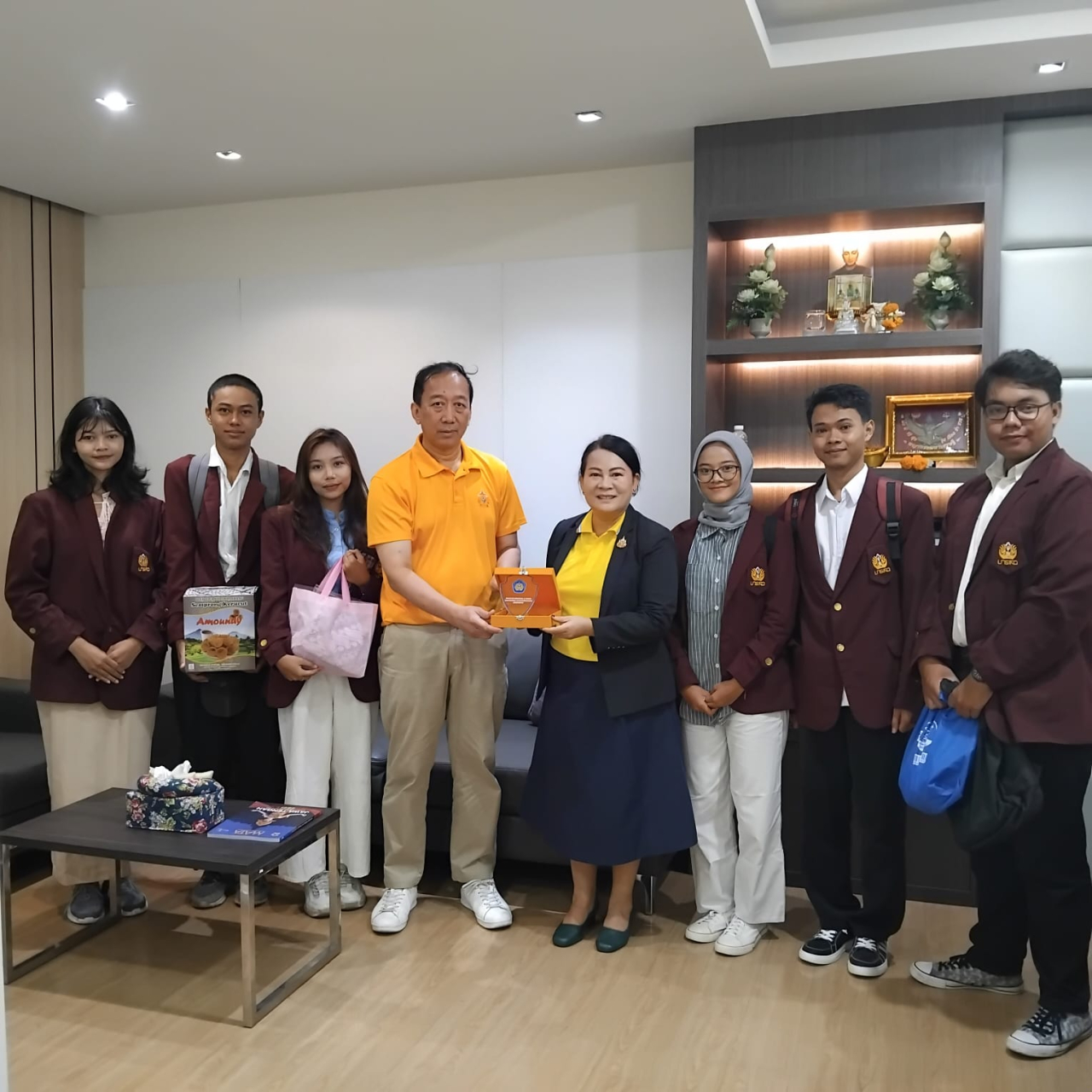 Program Student Exchange, Mahasiswa Unsika Berangkat Ke Bangkok