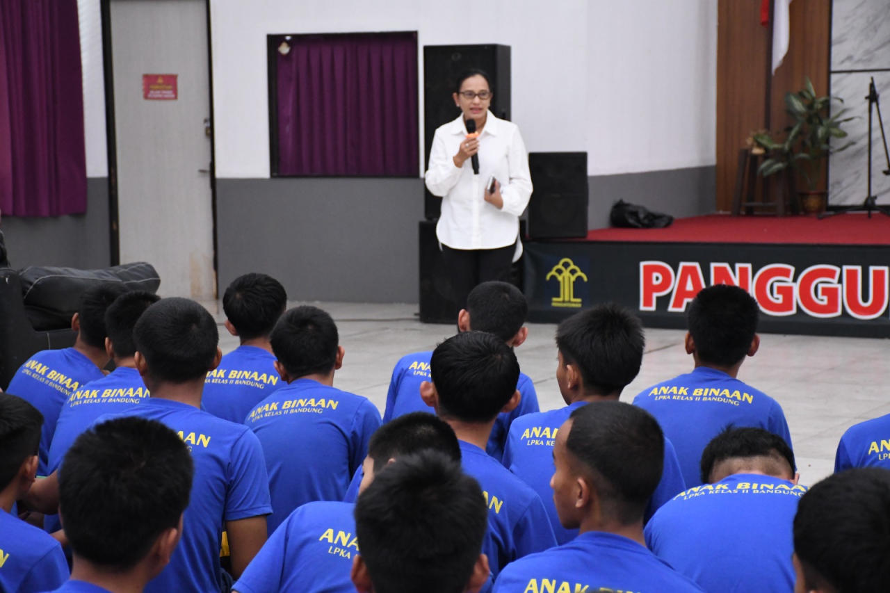 Pemeriksaan Kesehatan di LPKA Bandung Kejati Jabar Gelar Bakti Sosial