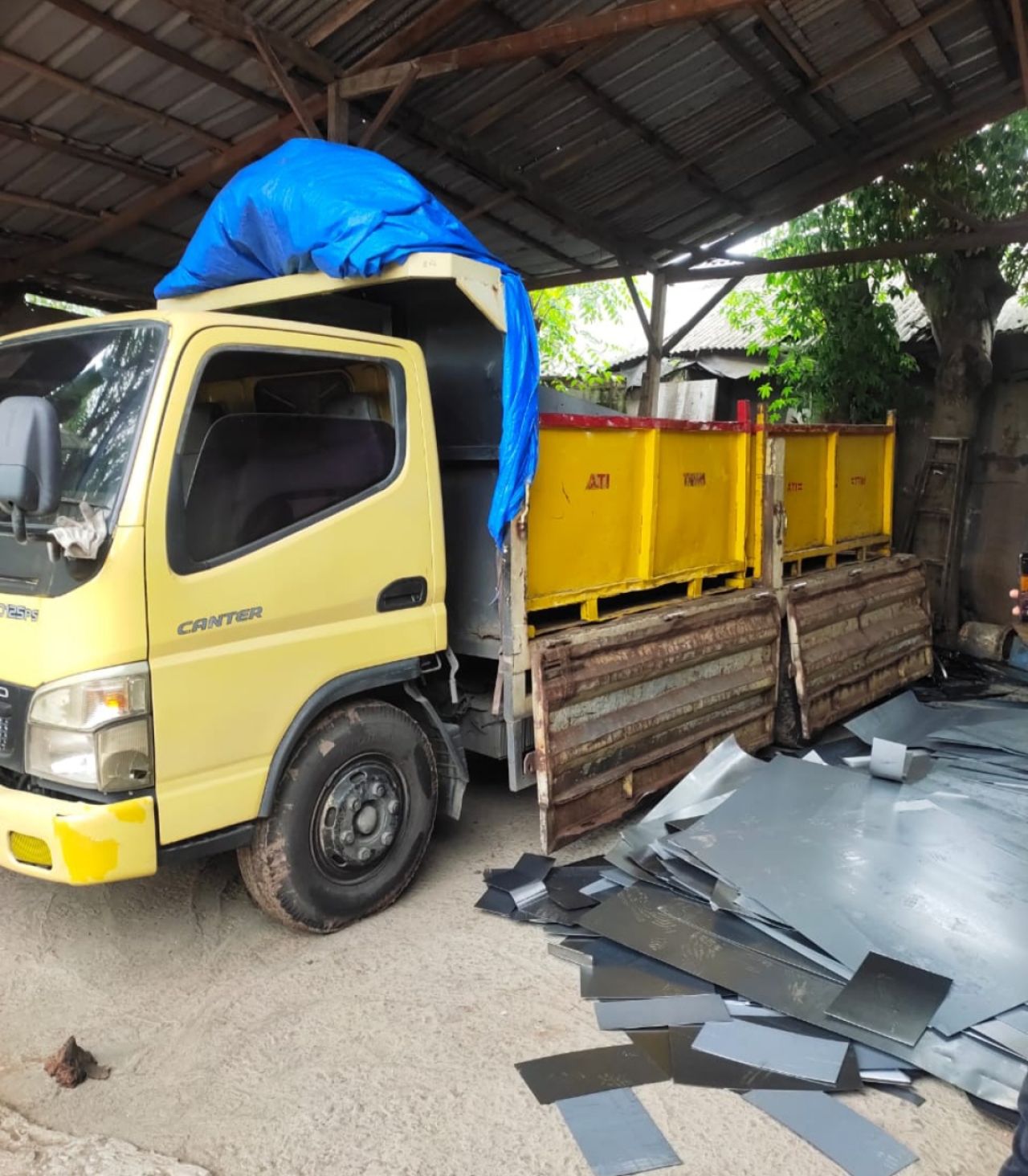 Diduga Oknum Karyawan PT TTMI Di Kawasan KIIC Gelapkan Limbah Plat Coil