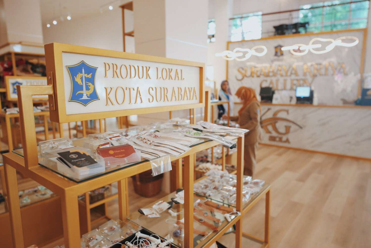 Pemkot Surabaya Hadirkan Oleh-Oleh Unik SKG Siola