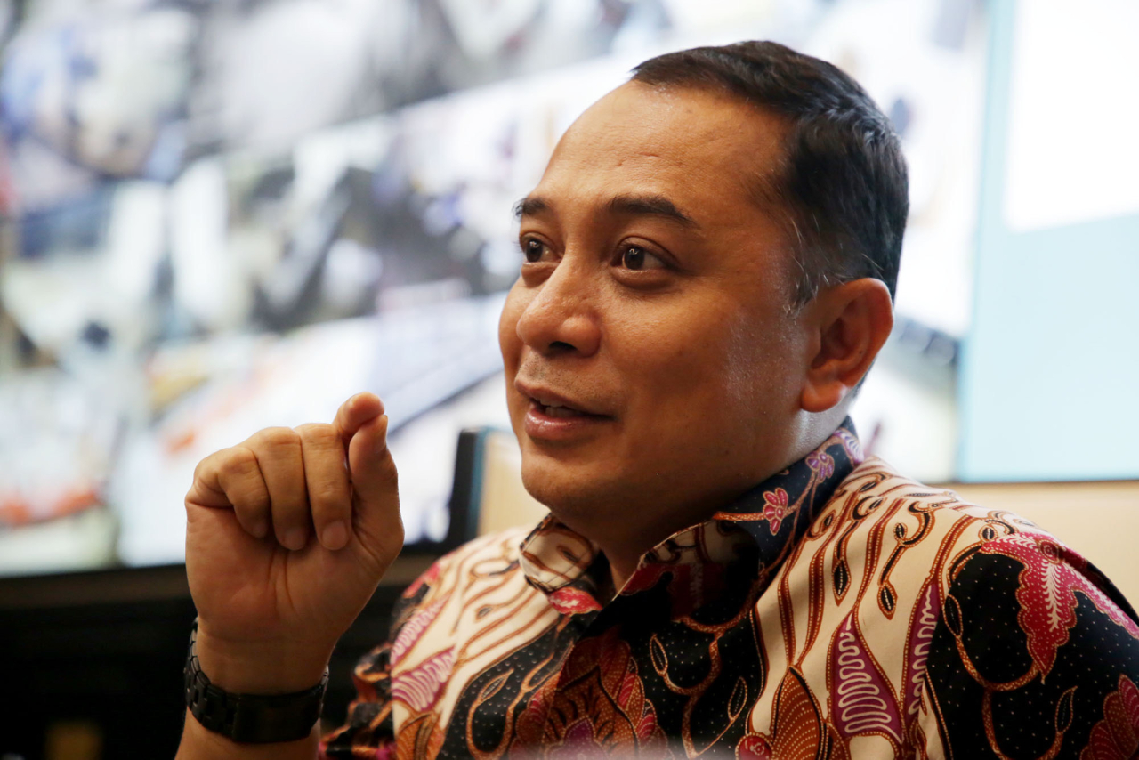 Bayar Pajak Parkir Untuk 15 Kendaraan Per Bulan: Wali Kota Eri Bahas Skema Dengan Pengusaha